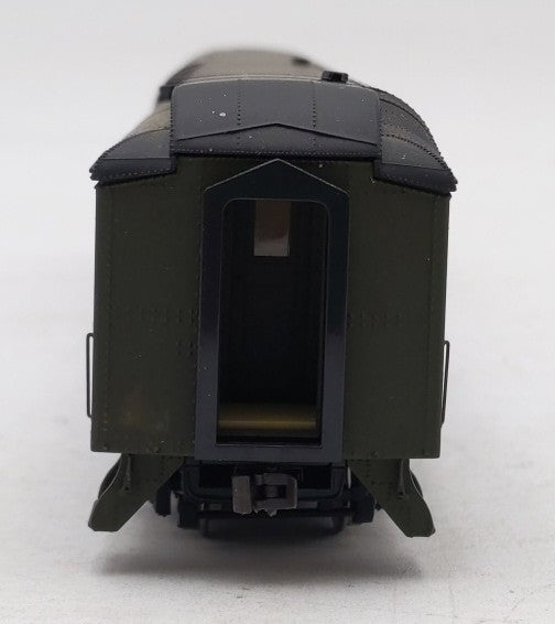 Walthers 932-10053 HO Scale Custom Burlington Pullman Heavyweight Passenger Car EX
