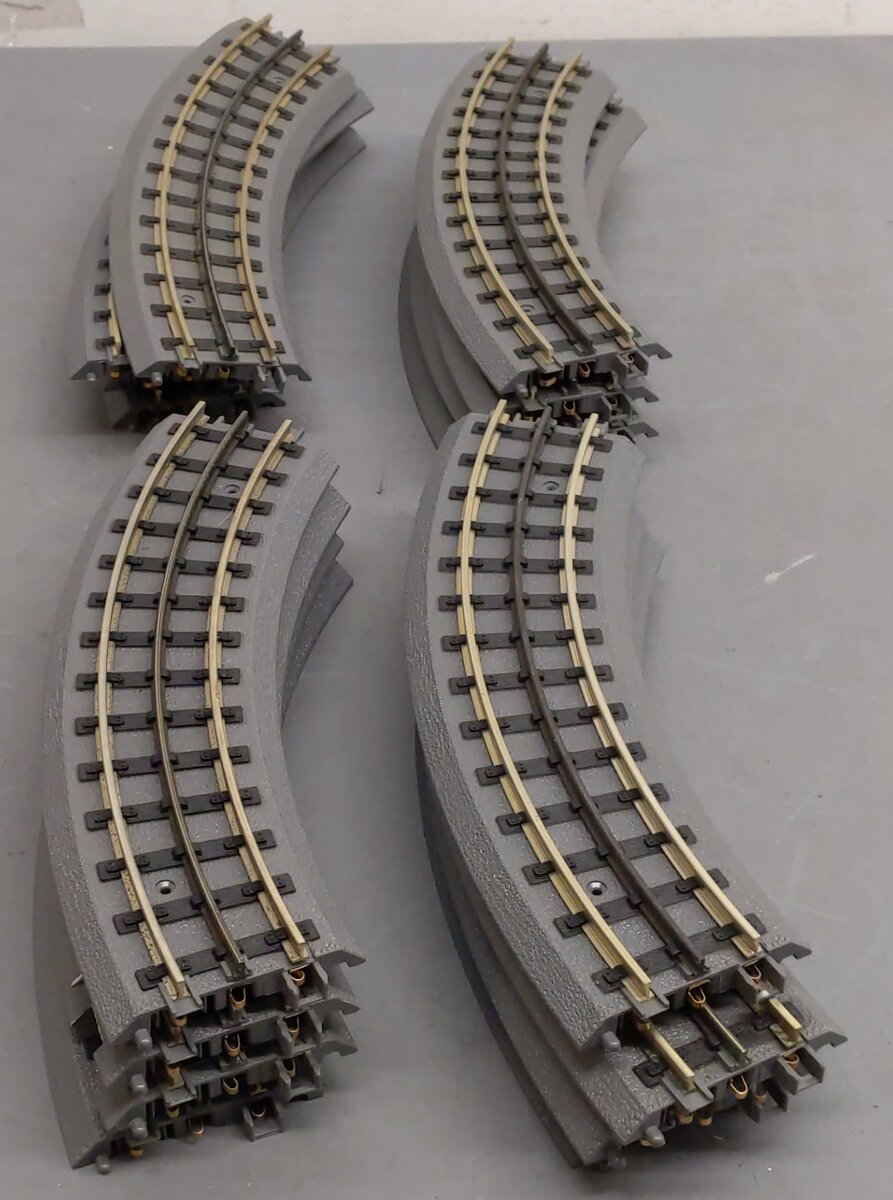 MTH 40-1002 MTH Real Trax 031 Curved Sections (16) VG