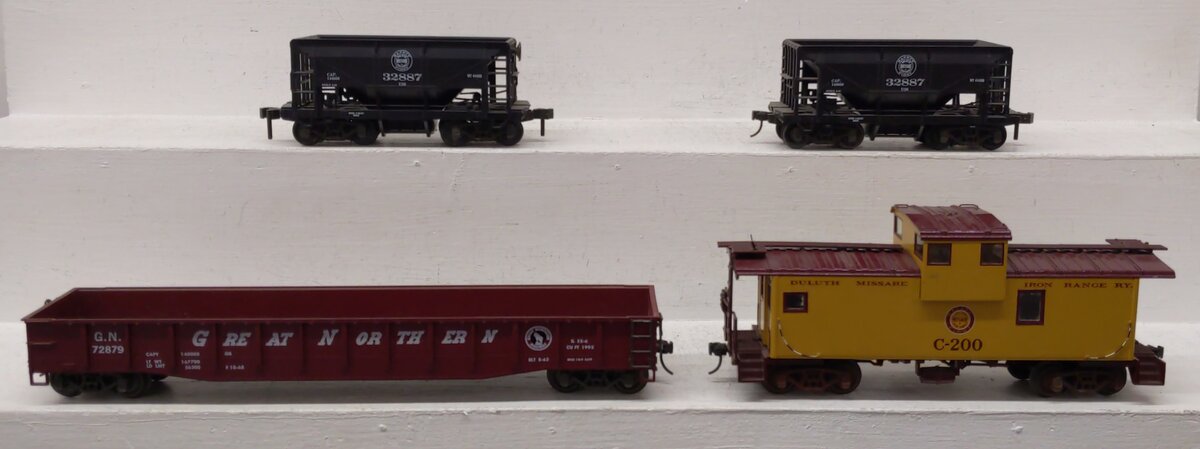 Atlas O Scale 2-Rail Assorted Freight Cars [4]