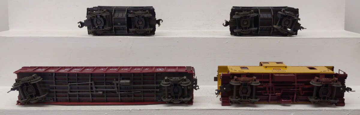 Atlas O Scale 2-Rail Assorted Freight Cars [4]
