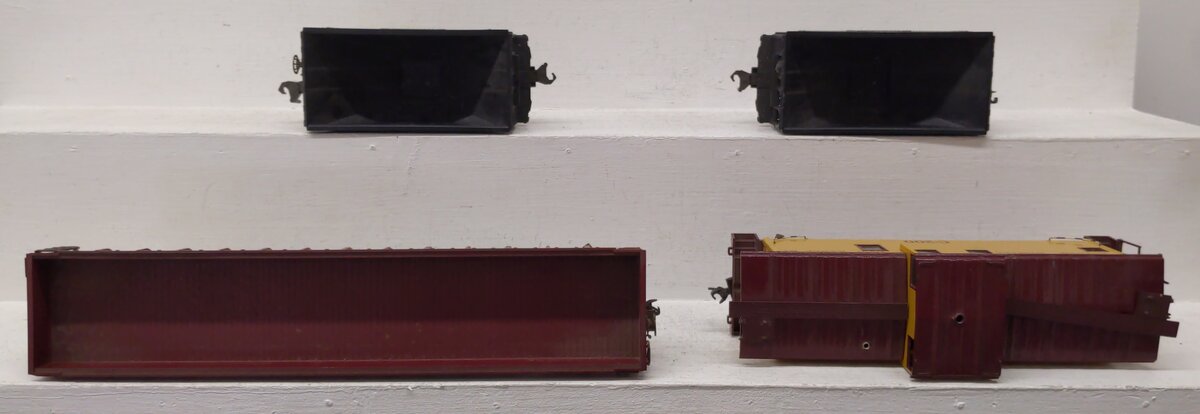 Atlas O Scale 2-Rail Assorted Freight Cars [4]
