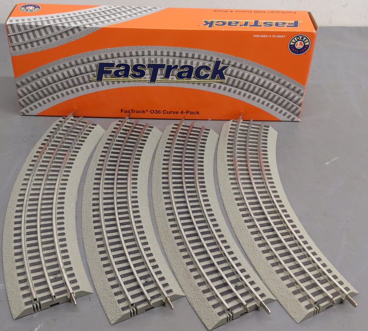 Lionel 6-12033 O36 Scale Curved Track FasTrack (Pack of 4) EX/Box