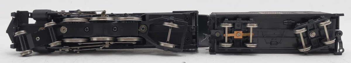 Mehano HO Scale Custom CB&Q Steam Locomotive And Tender #2851 EX