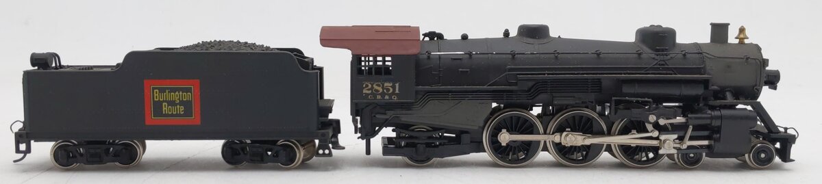 Mehano HO Scale Custom CB&Q Steam Locomotive And Tender #2851 EX
