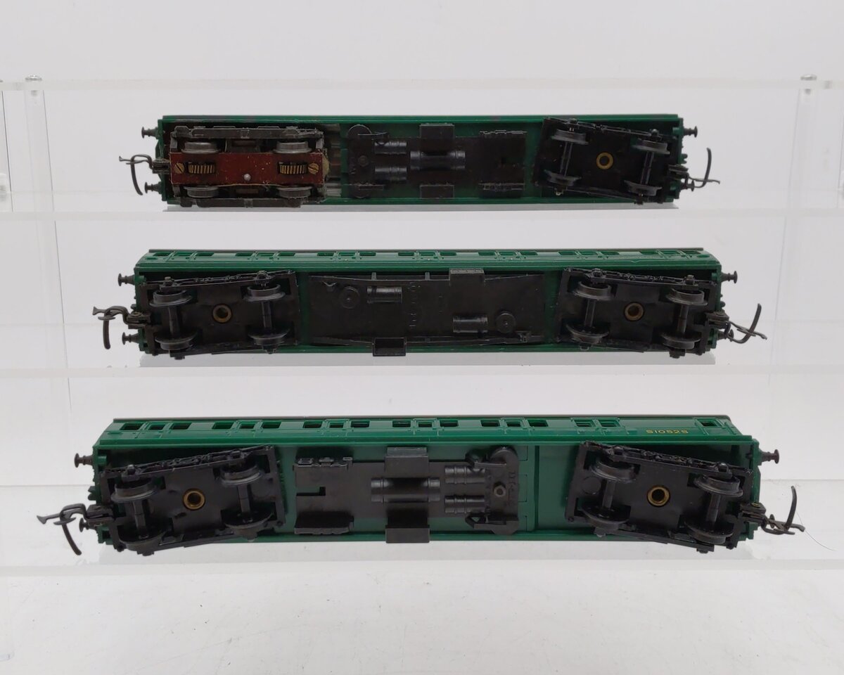 Tri-Ang Assorted OO Scale London Midland & Scottish Motor Coach & Coach cars [3] EX/Box