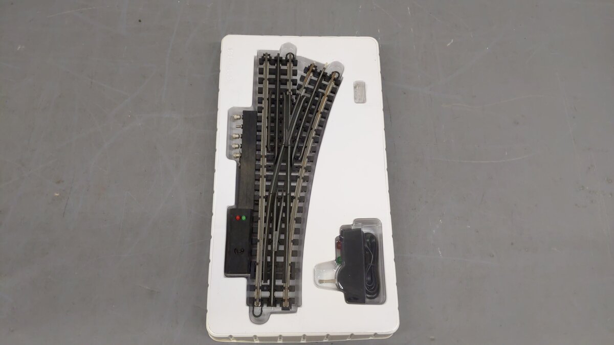 K-Line K-0776 O SuperSnap 72" Right Hand Remote Control Switch Turnout VG/Box