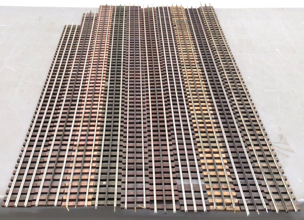 Assorted O Gauge Straight Track Sections [10]