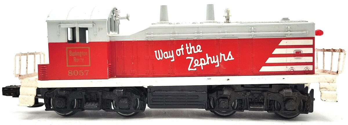 Lionel 6-8057 O Gauge Burlington SW1 Switcher #8057 VG