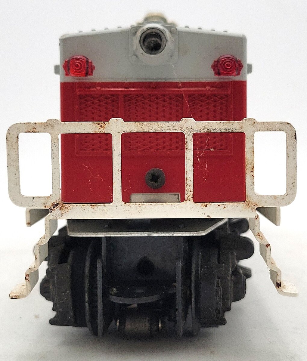 Lionel 6-8057 O Gauge Burlington SW1 Switcher #8057 VG