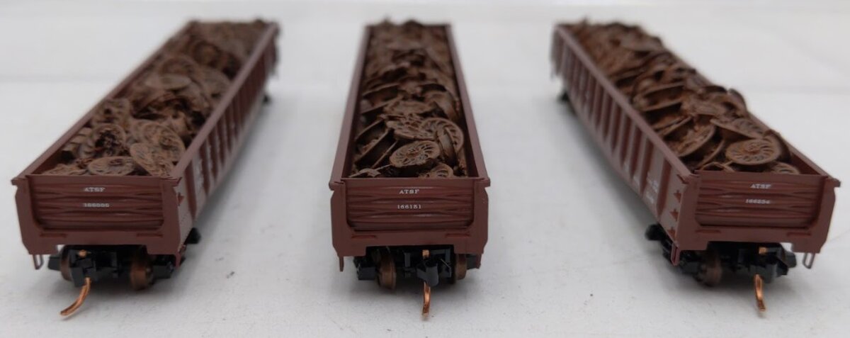 Micro-Trains PNS0073 N Scale Santa Fe (ATSF) GA-68 Gondola 3 Pack LN/Box