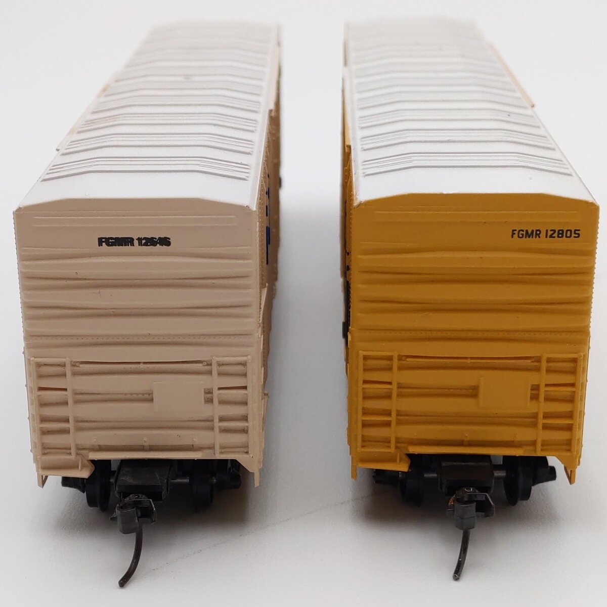 Athearn 2304 HO FGE 57' Reefer Cars -Assembled (Set of 2) EX/Box