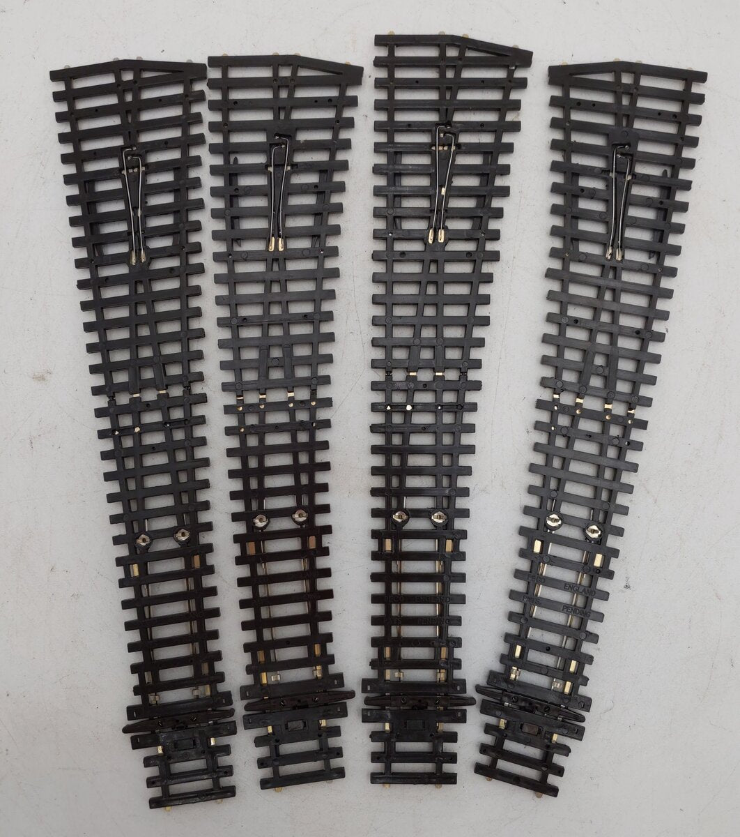 Peco SL-95/96 HO/OO Code 100 12° Medium Radius Right & Left Hand Turnouts [4] EX