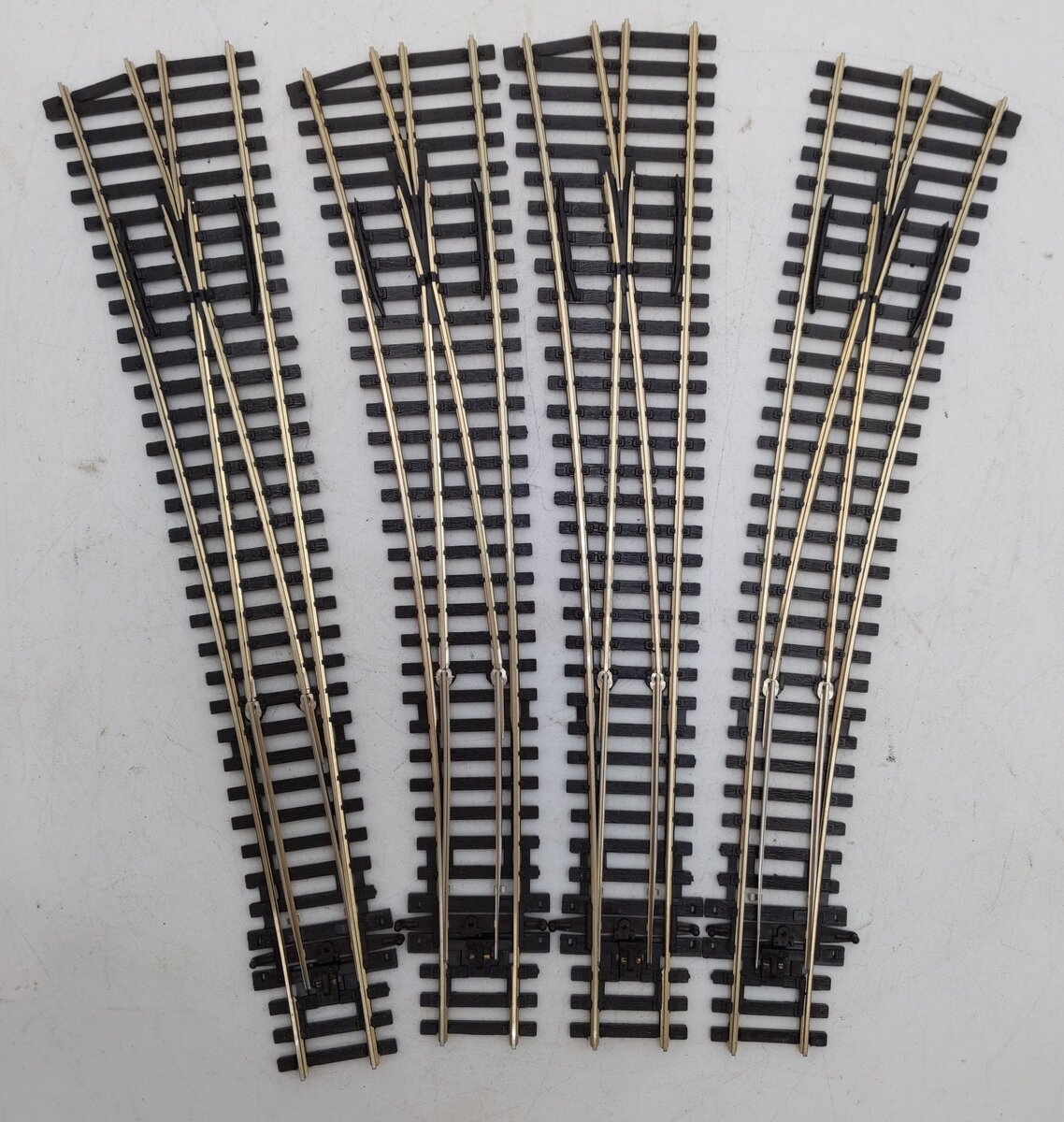 Peco SL-95/96 HO/OO Code 100 12° Medium Radius Right & Left Hand Turnouts [4] EX