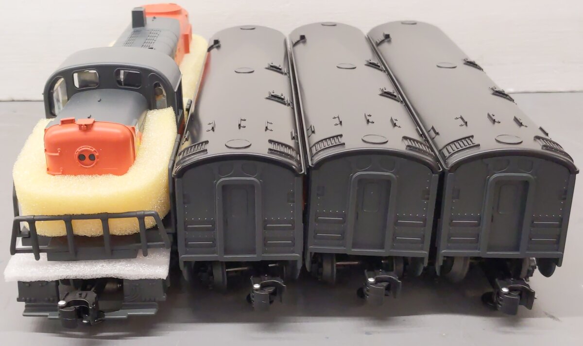 Lionel 6-30189 O Gauge Long Island Rail Road  Diesel Passenger Train Set LN/Box