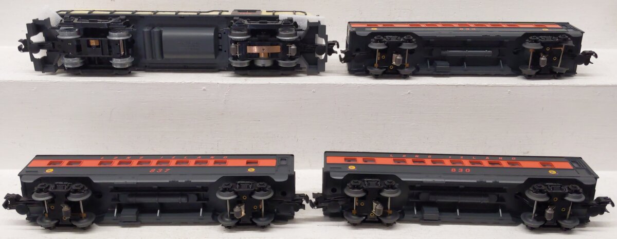 Lionel 6-30189 O Gauge Long Island Rail Road  Diesel Passenger Train Set LN/Box