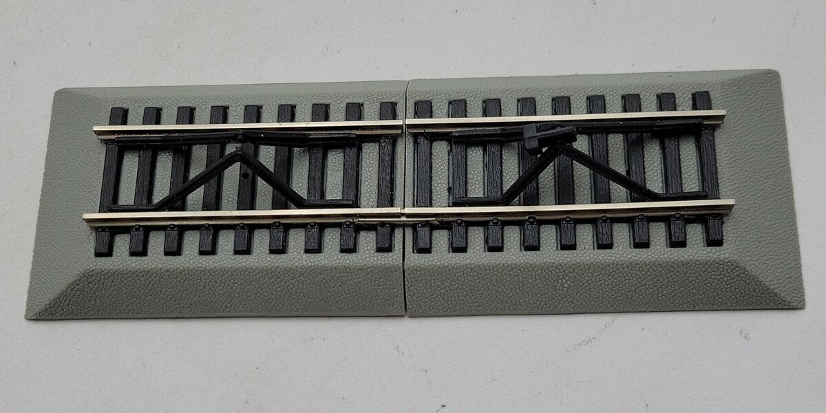 Bachmann HO Assorted Track and Bumpers [16] EX