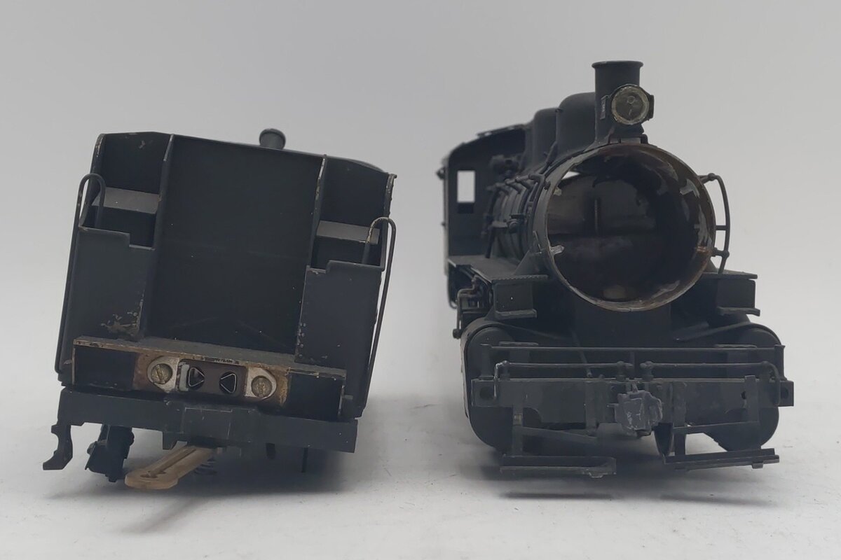 Toby O Scale 2-Rail Brass 0-6-0 USR Steam Locomotive & Tender