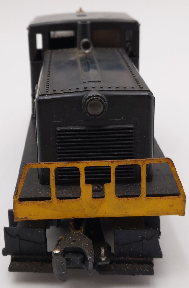 Lionel 628 VIntage O Northern Pacific 44 Ton Diesel Locomotive VG