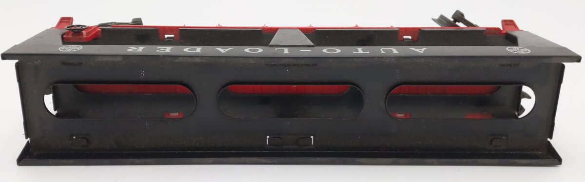 Lionel 6414 Vintage O Gauge Postwar Evans Autoloader with 4 Automobiles VG