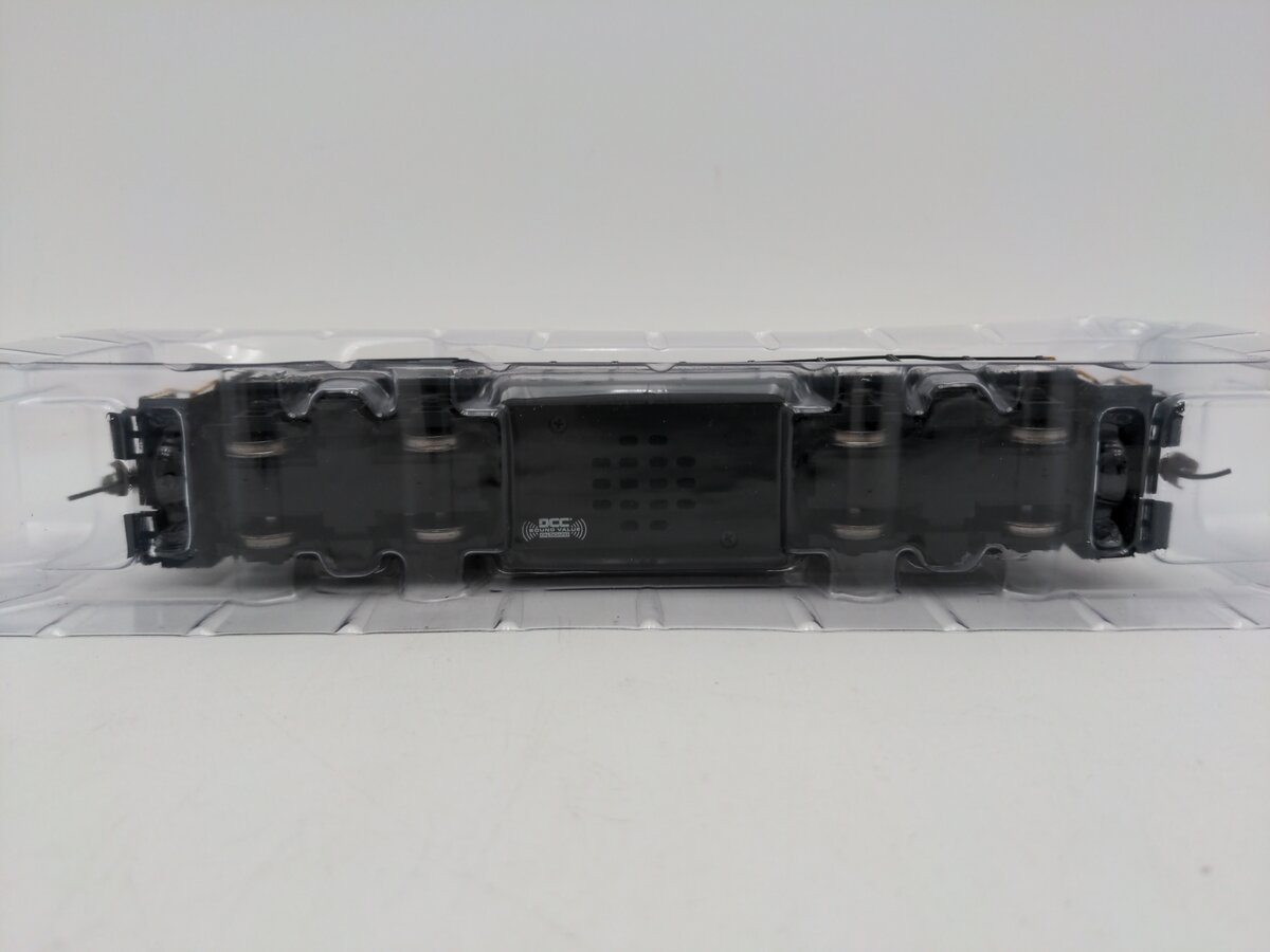 Bachmann 67601 HO Baltimore & Ohio EMD GP30 Diesel Loco #6944 w/ Sound & DCC LN/Box