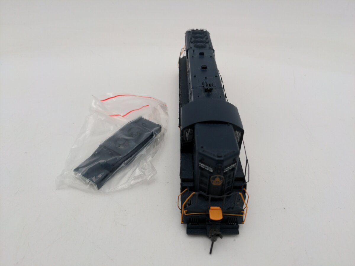 Broadway Limited 2405 HO Scale Baltimore & Ohio EMD SD9 Paragon2™ Sound DC #1835 EX/Box