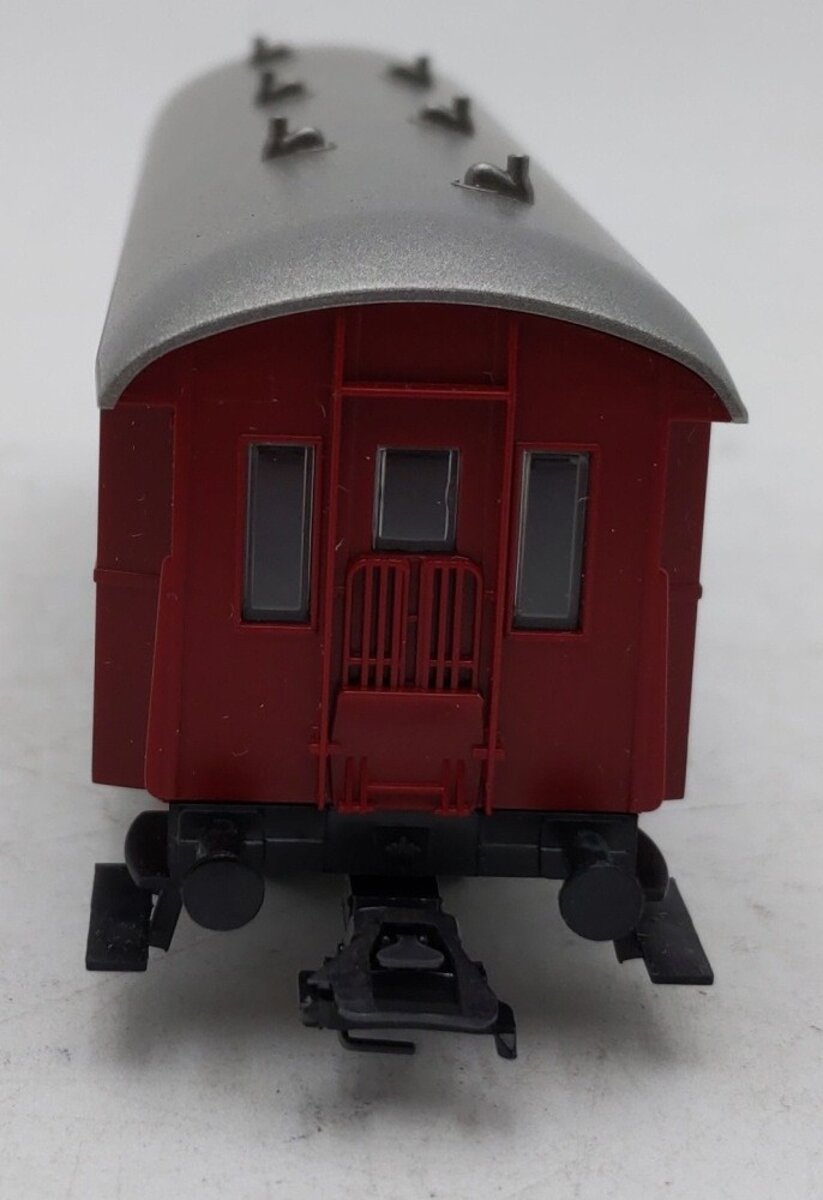 Marklin 4335 HO Scale Deutsche Bahn Passenger Car EX/Box