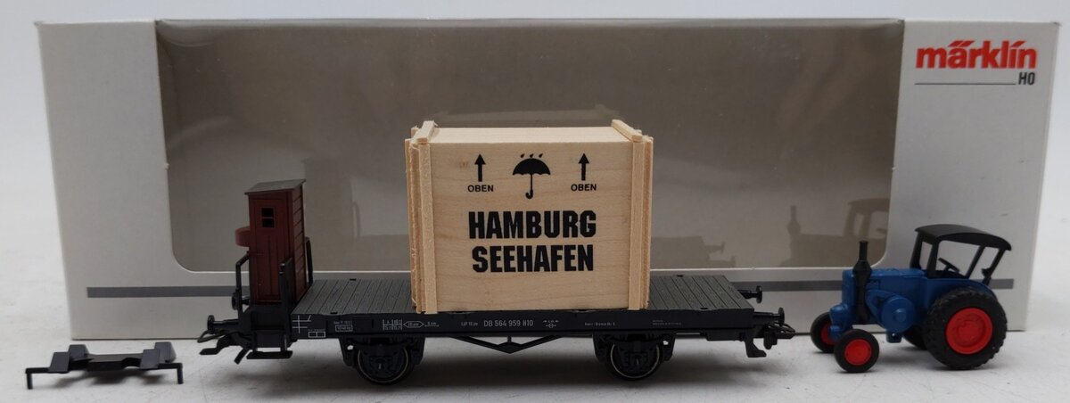 Marklin 46843 Flatcar w/Tractor EX/Box