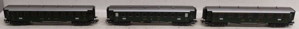 Marklin 42384 HO Scale SBB Old-Timer 3-Car Passenger Car Set EX/Box