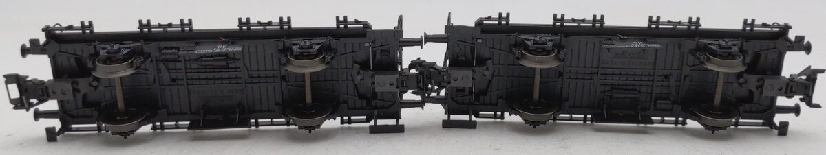 Marklin 48945 HO 2 Flatcars w/Zu Haus Cement Barrels EX/Box