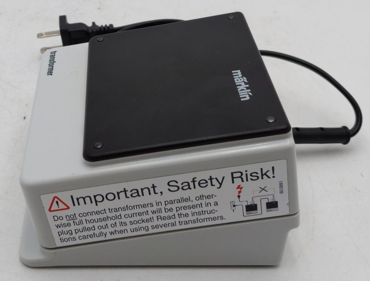 Marklin 6001 HO 120 Volt Digital Transformer EX