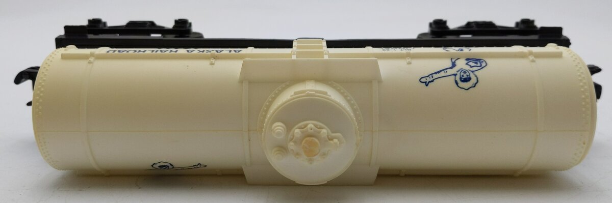 Lionel 6-16111 O Gauge Alaska White Single Dome Tank Car EX/Box