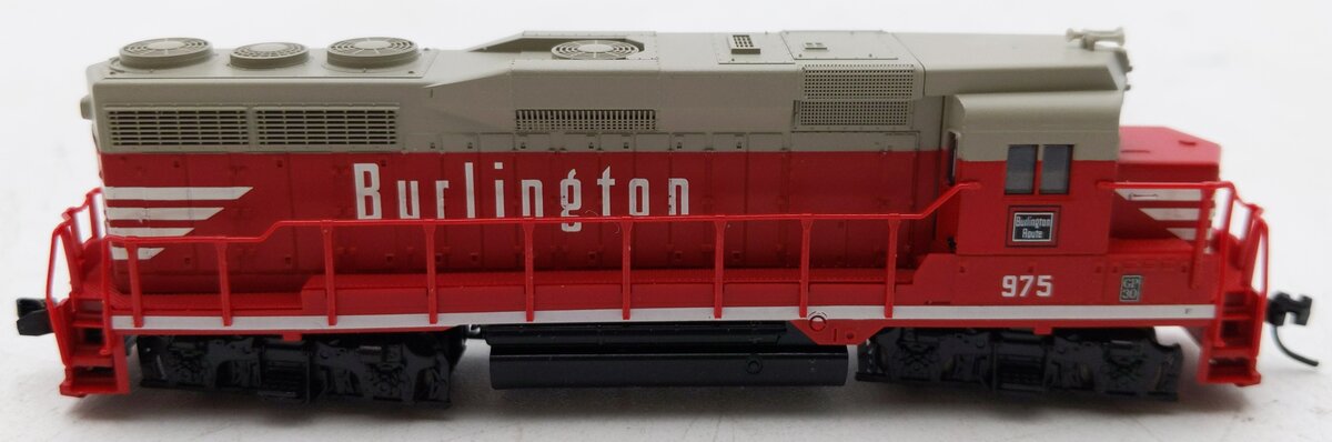 Atlas 47502 N Scale Burlington GP-30 Diesel Engine #975 EX/Box