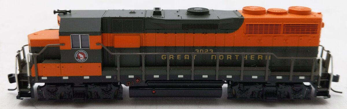 Atlas 46514 N Scale Great Northern GP-35 Diesel #3023 EX