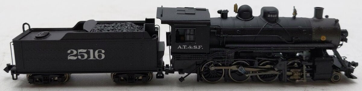 Spectrum 81171 N Santa Fe 2-8-0 Steam Locomotive and Tender #2516 LN/Box