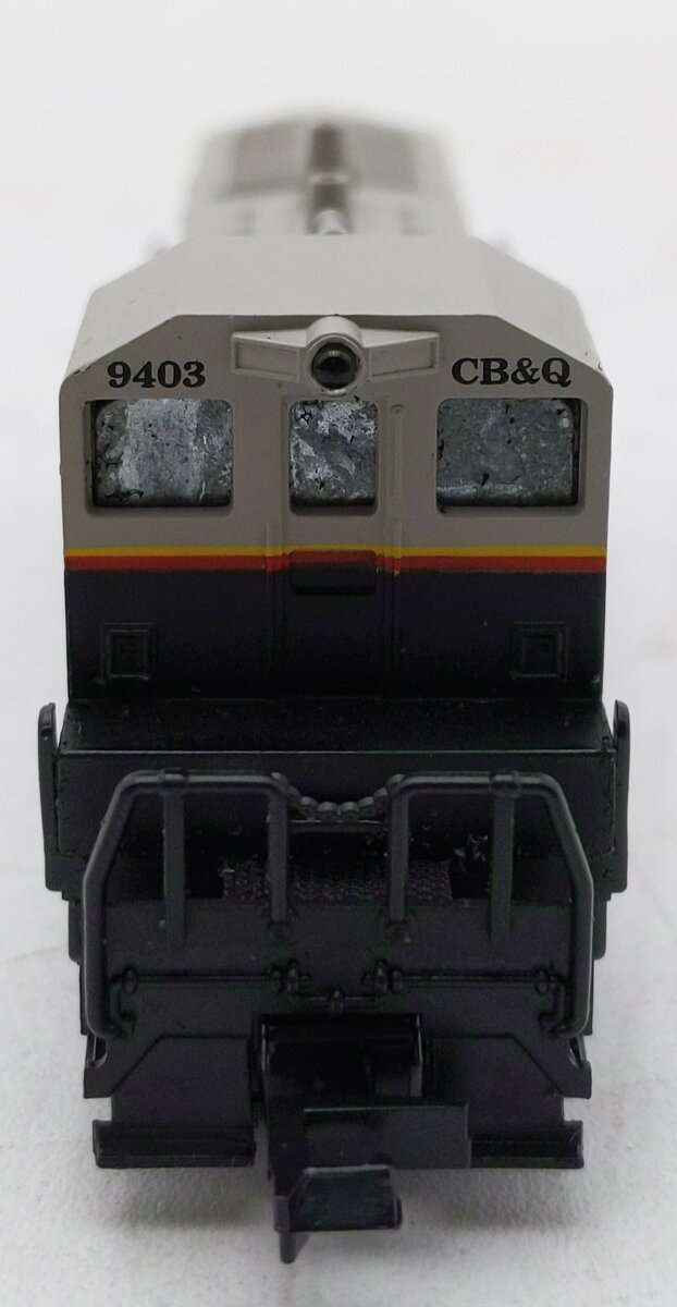 Con-Cor 0001-005014 N Scale Burlington SW-1200 Powered Locomotive #9403 EX/Box