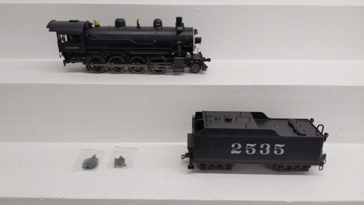 Lionel 2231080 O Scale Santa Fe BTO Legacy 2-8-0 Steam Locomotive #2535 LN/Box