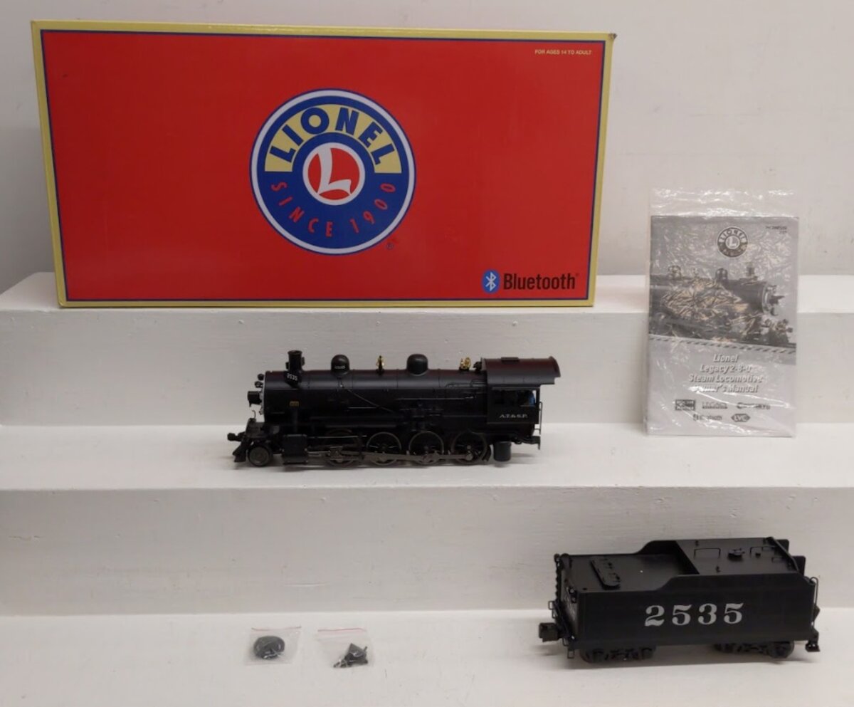 Lionel 2231080 O Scale Santa Fe BTO Legacy 2-8-0 Steam Locomotive #2535 LN/Box
