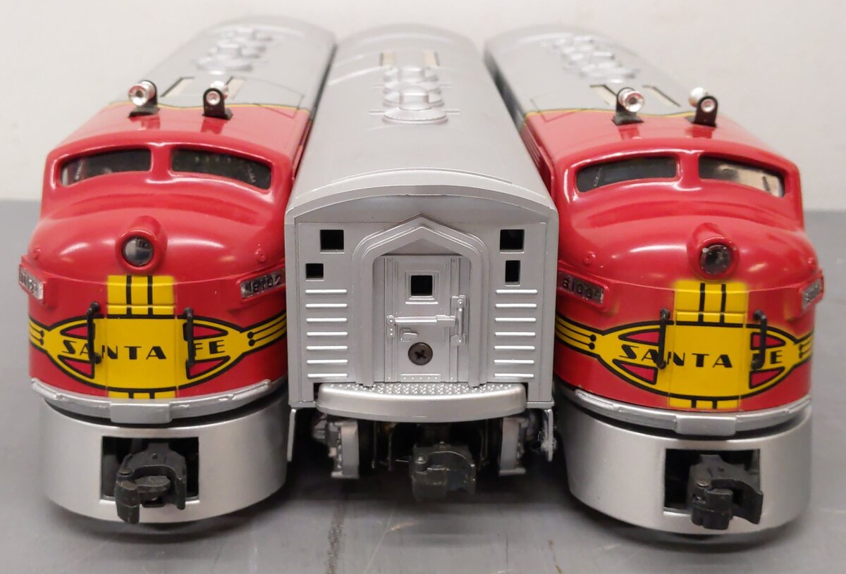 Lionel 6-11711 O Santa Fe F-3 ABA Diesel Locomotive Set #8100/8100/8102 with RS EX/Box