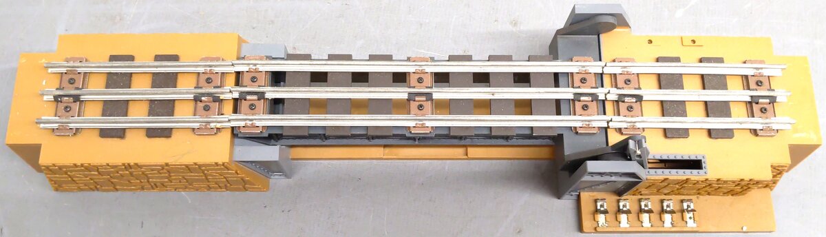 Lionel 6-2317 O Operating Drawbridge VG/Box
