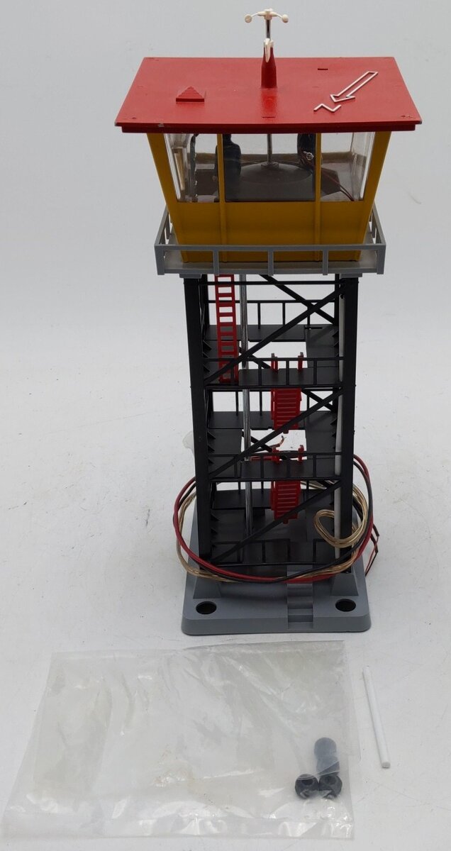 Lionel 6-2318 O Gauge Operating Control Tower VG/Box