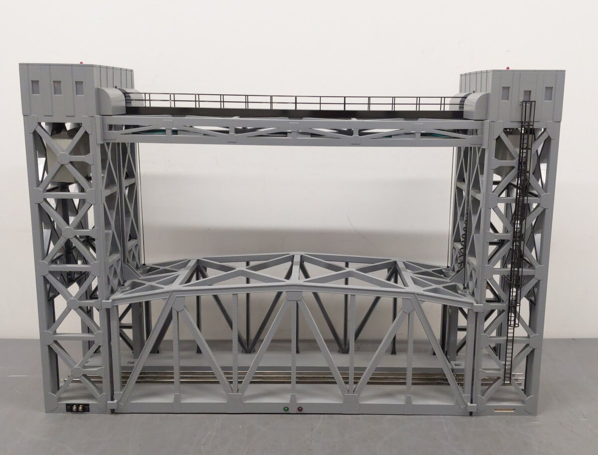 Lionel 6-12782 Operating Lift Bridge with Bell & Lights EX/Box