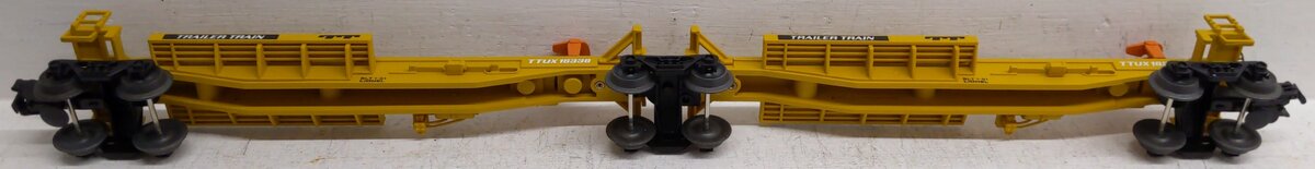 Lionel 6-16334 O Chicago & Northwestern TTUX Flat Cars with Trailers EX/Box
