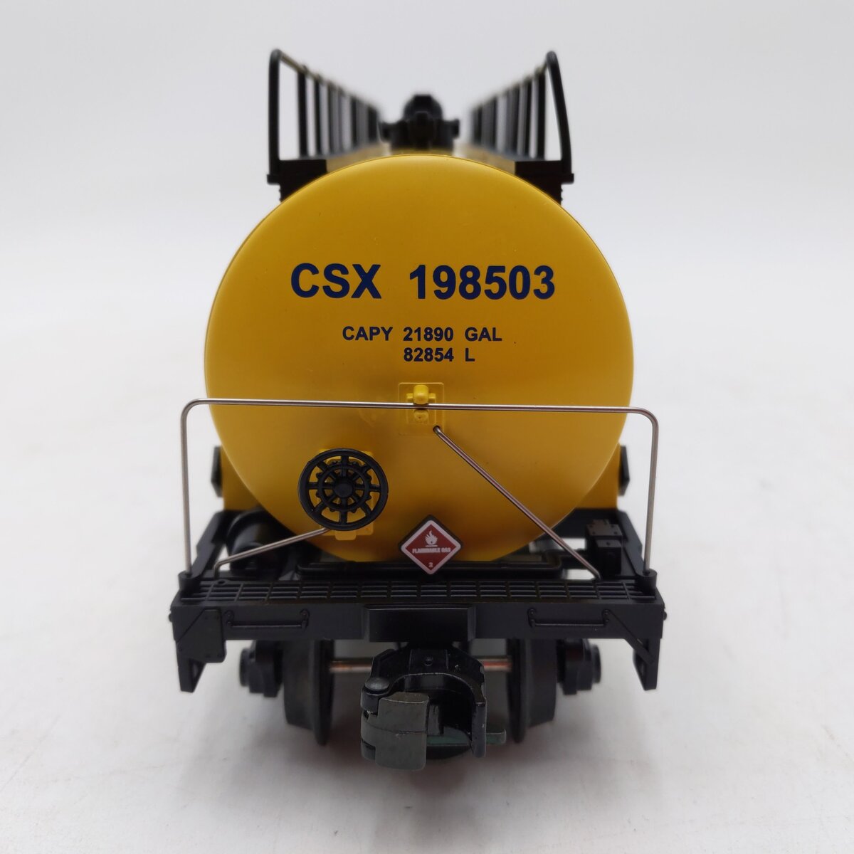 MTH 20-96023 O CSX 20,000 Gallon 4-Compartment Tank Car #198503 EX/Box