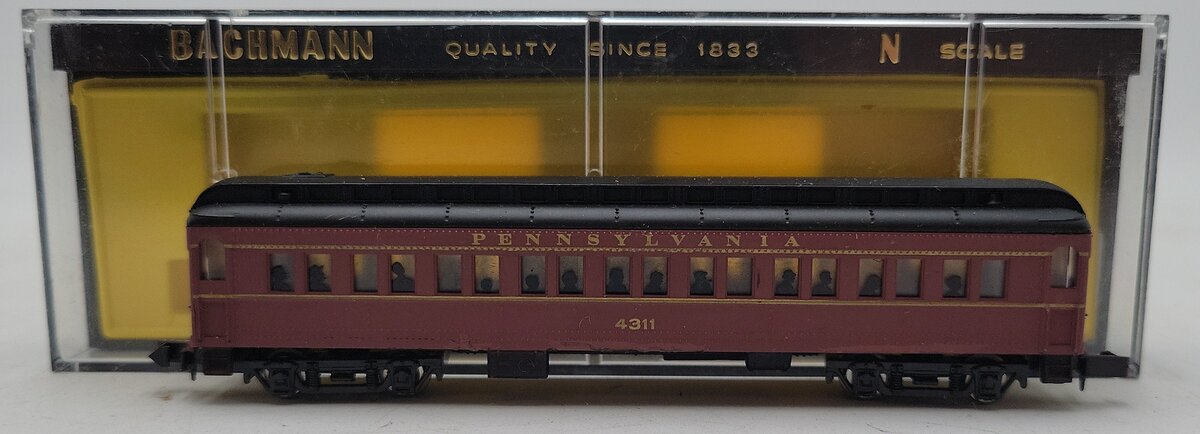 Bachmann 5611 N Pennsylvania 66' Lighted Coach Car #4311 EX/Box
