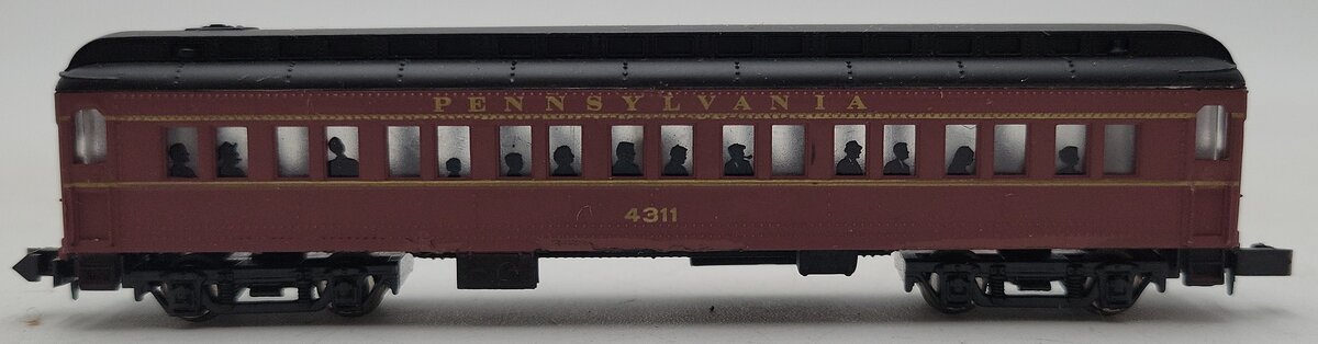 Bachmann 5611 N Pennsylvania 66' Lighted Coach Car #4311 EX/Box