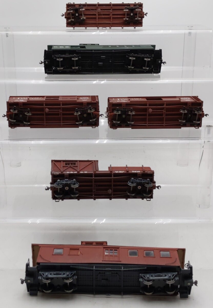 Bachmann/Others On30 Scale Freight Cars #7216,12,200,200 [6] VG