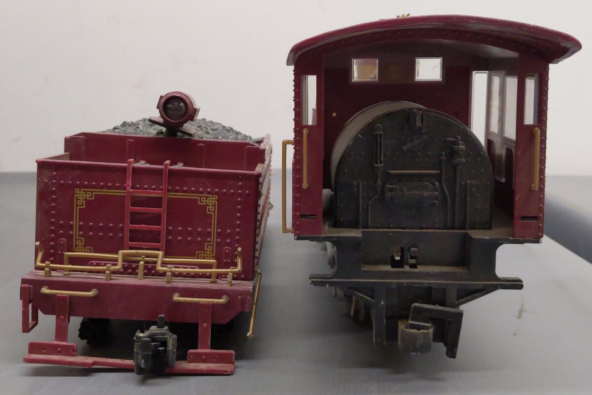 Bachmann 49 G Scale Santa Fe 4-6-0 Steam Locomotive & Tender