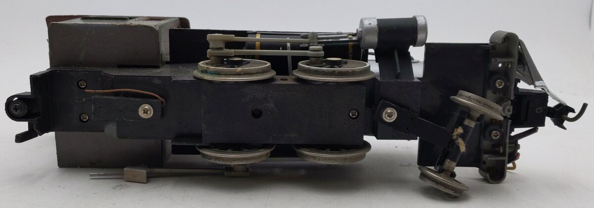 Bachmann 91119 G Scale White Pass & Yukon 2-4-2 Steam Locomotive #9