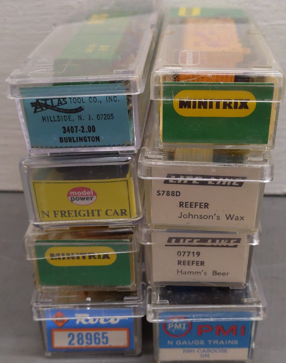 Assorted N Scale Freight Cars #20033,17107,49000,31200,438815,52559,3310 [8] EX/Box