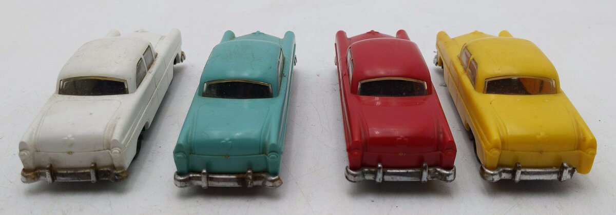 Lionel 6414 Vintage O Evans Autoloader with 4 Automobiles EX